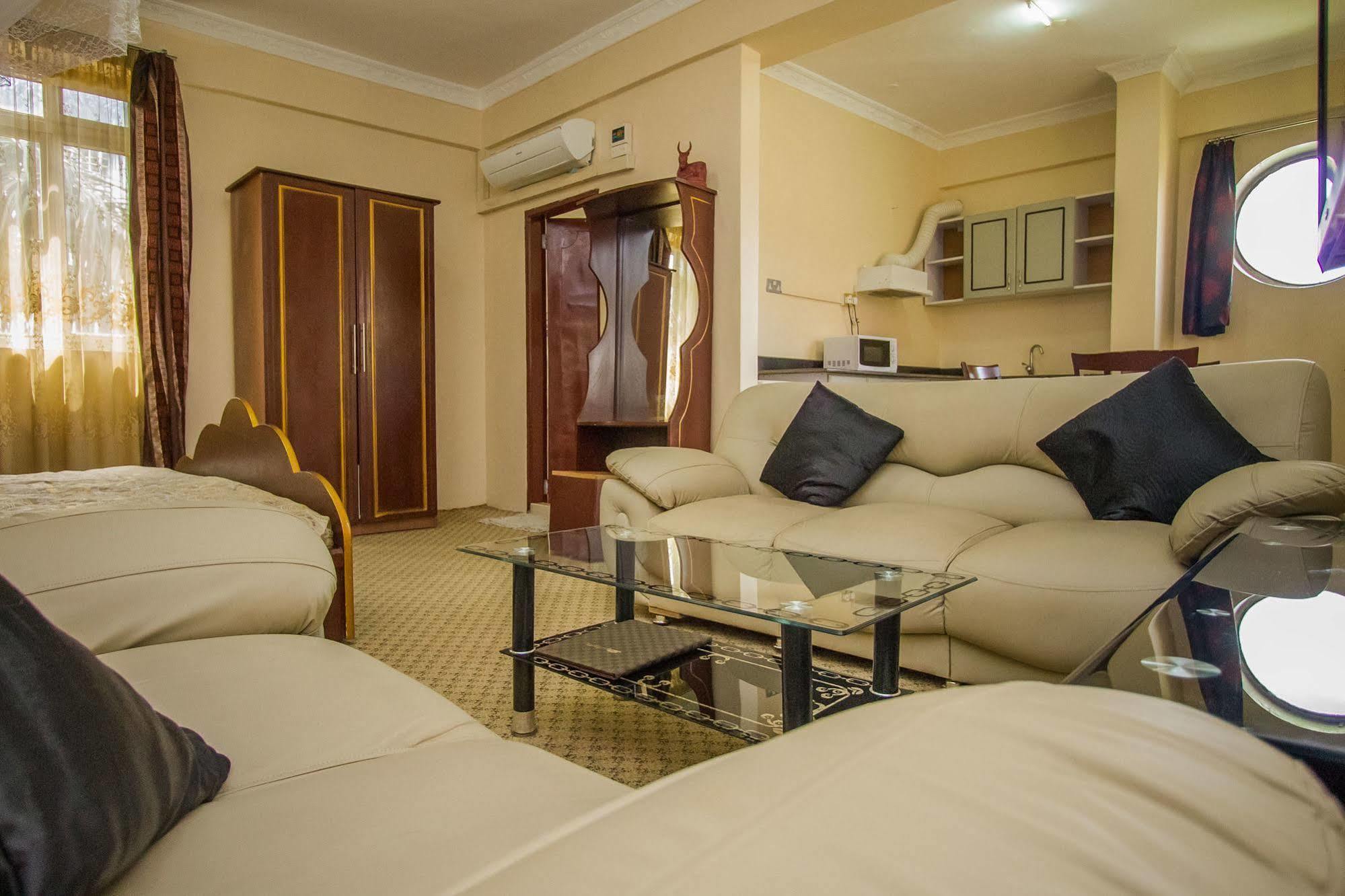 Grand Global Hotel Kampala Exterior photo
